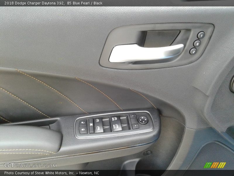 B5 Blue Pearl / Black 2018 Dodge Charger Daytona 392