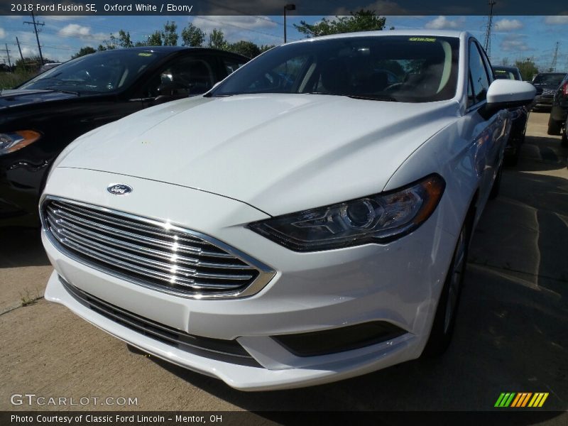 Oxford White / Ebony 2018 Ford Fusion SE
