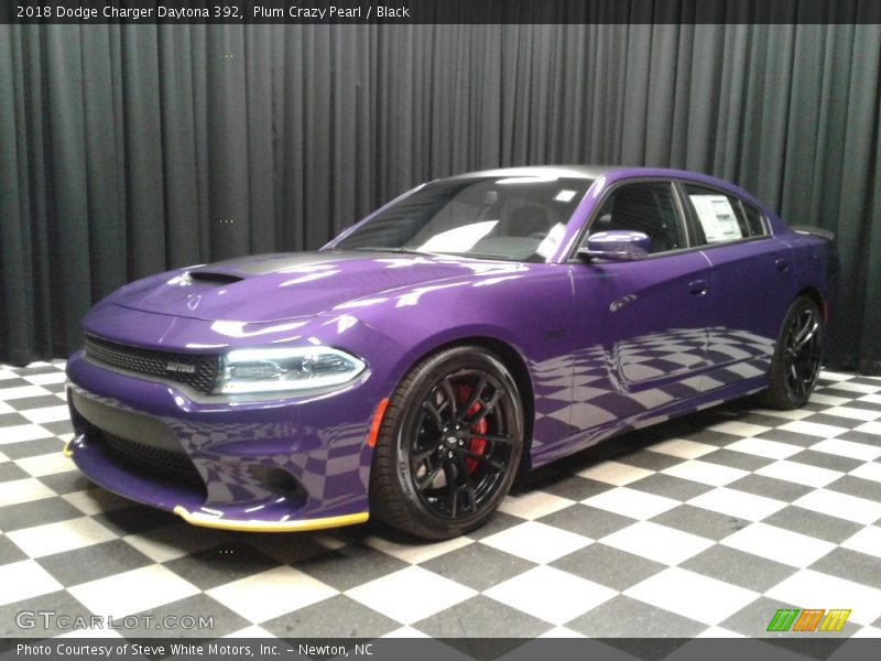 Plum Crazy Pearl / Black 2018 Dodge Charger Daytona 392
