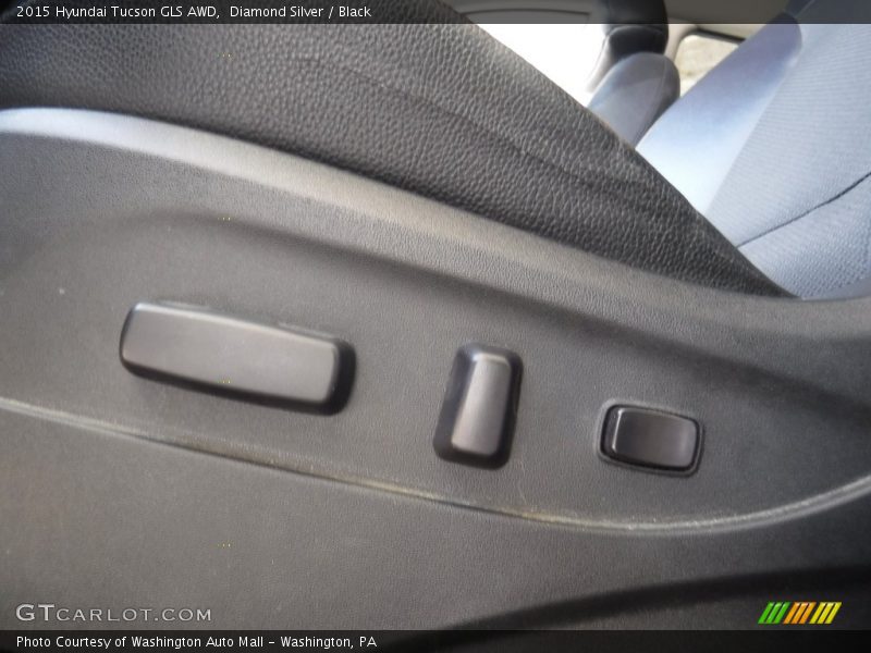 Diamond Silver / Black 2015 Hyundai Tucson GLS AWD