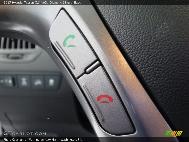 Diamond Silver / Black 2015 Hyundai Tucson GLS AWD