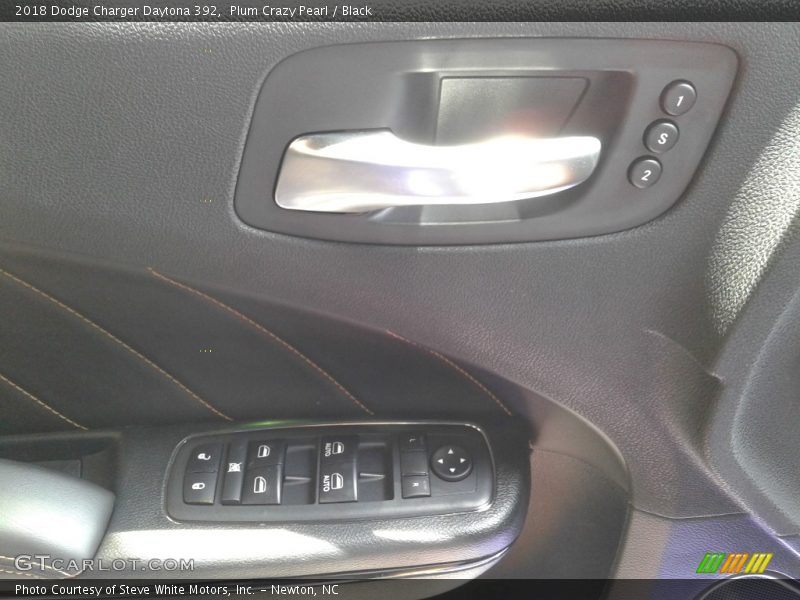Plum Crazy Pearl / Black 2018 Dodge Charger Daytona 392