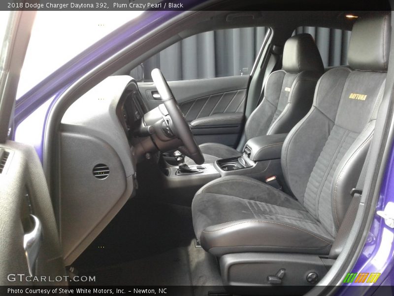 Plum Crazy Pearl / Black 2018 Dodge Charger Daytona 392