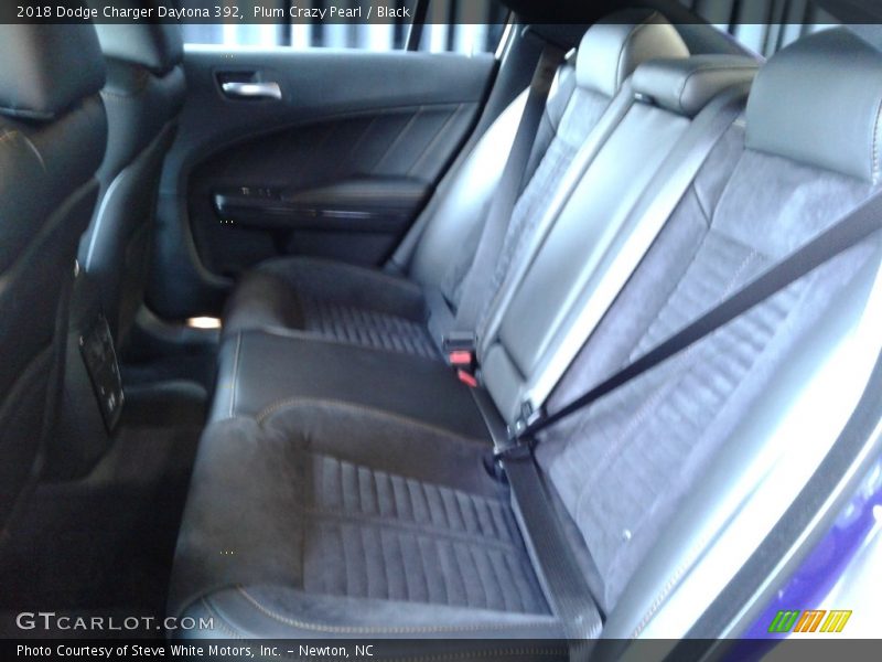 Plum Crazy Pearl / Black 2018 Dodge Charger Daytona 392