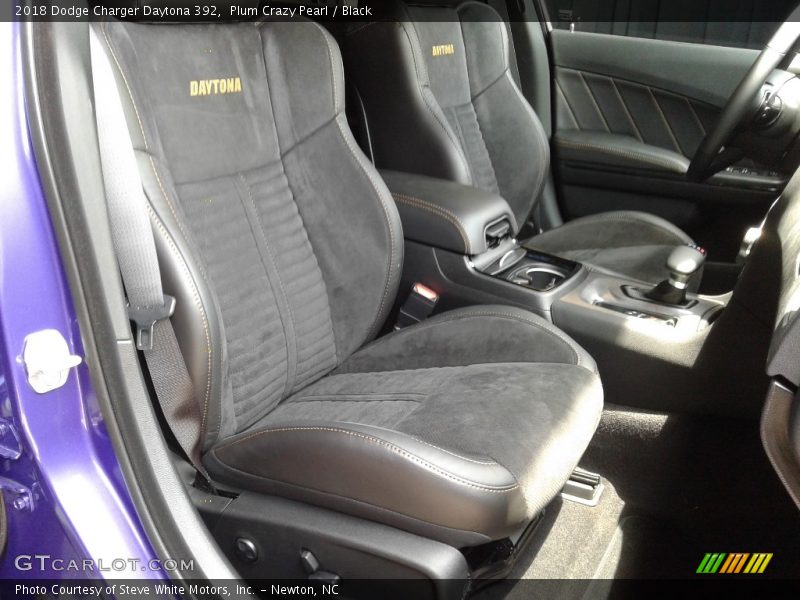 Plum Crazy Pearl / Black 2018 Dodge Charger Daytona 392