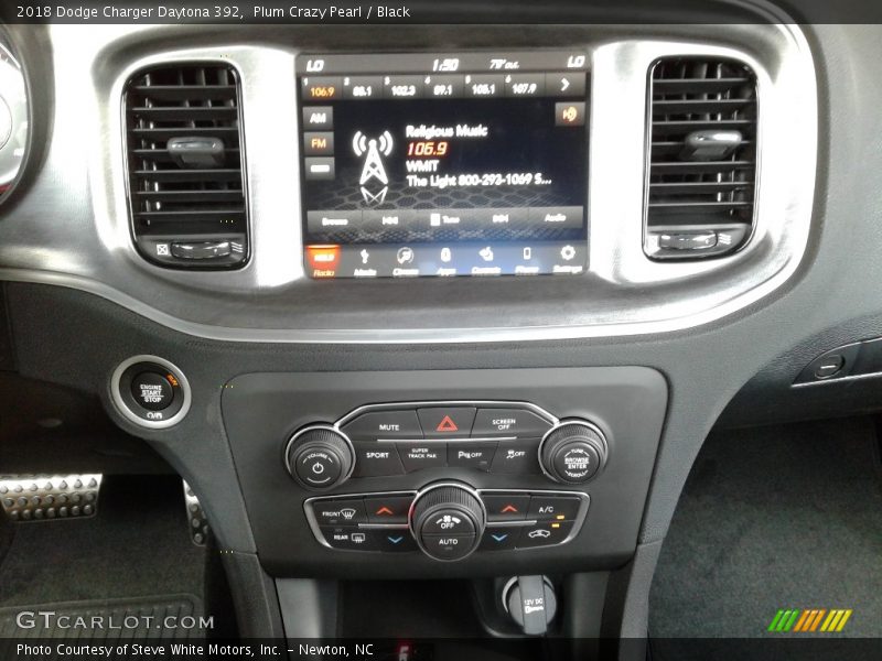 Plum Crazy Pearl / Black 2018 Dodge Charger Daytona 392
