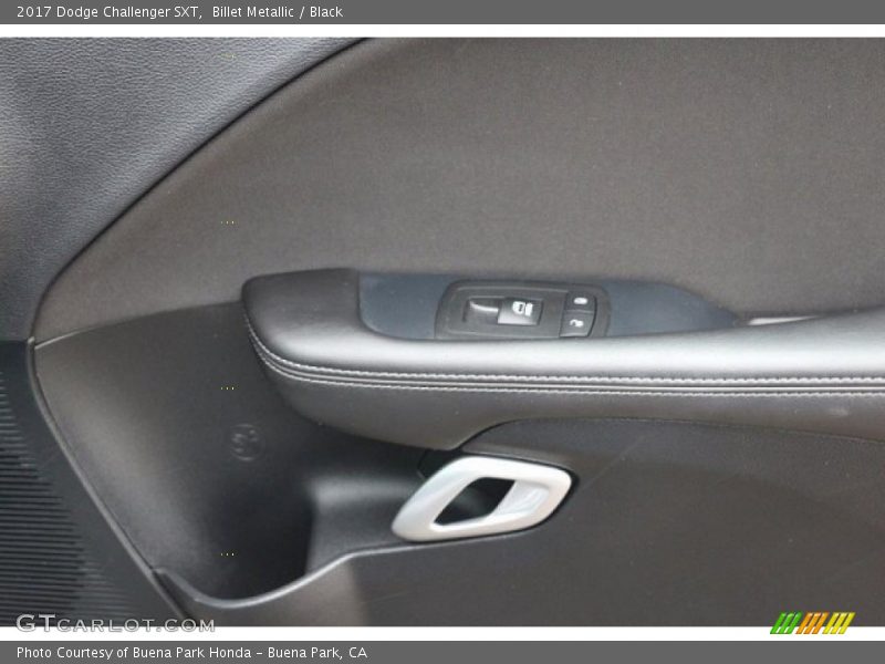 Billet Metallic / Black 2017 Dodge Challenger SXT