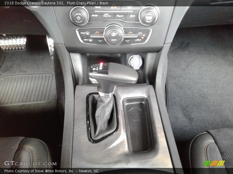 Plum Crazy Pearl / Black 2018 Dodge Charger Daytona 392