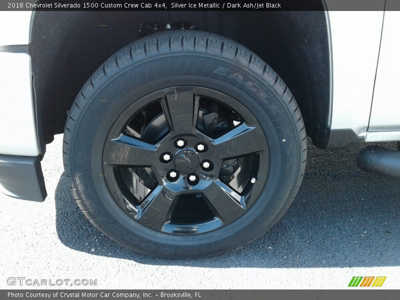 Silver Ice Metallic / Dark Ash/Jet Black 2018 Chevrolet Silverado 1500 Custom Crew Cab 4x4