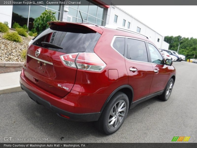 Cayenne Red / Charcoal 2015 Nissan Rogue SL AWD