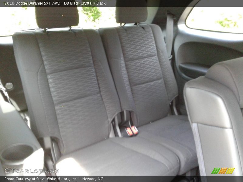 DB Black Crystal / Black 2018 Dodge Durango SXT AWD