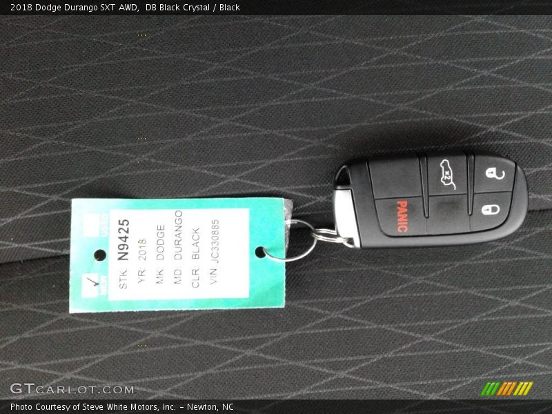 DB Black Crystal / Black 2018 Dodge Durango SXT AWD