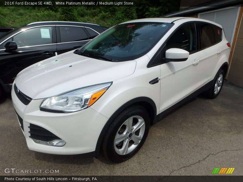 White Platinum Metallic / Medium Light Stone 2016 Ford Escape SE 4WD