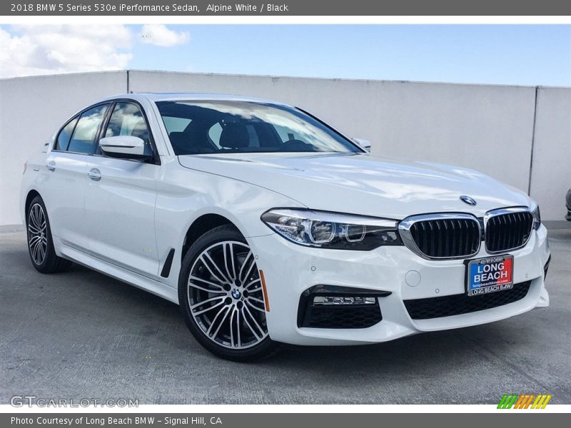 Alpine White / Black 2018 BMW 5 Series 530e iPerfomance Sedan