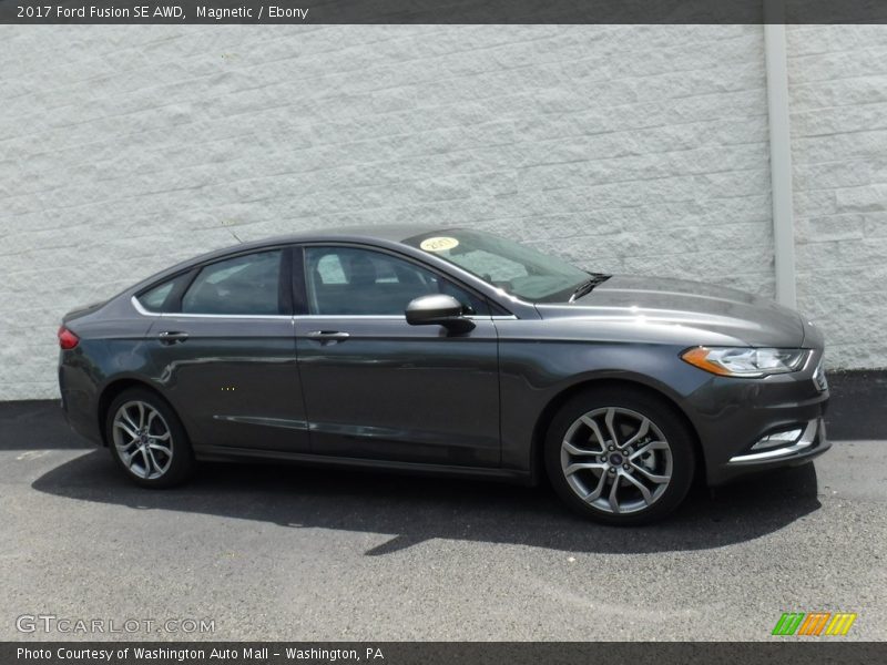 Magnetic / Ebony 2017 Ford Fusion SE AWD