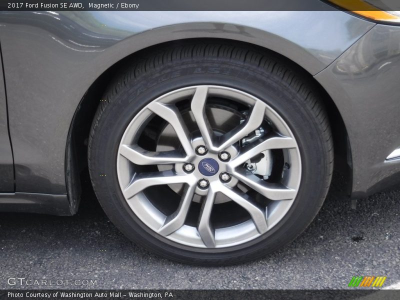 Magnetic / Ebony 2017 Ford Fusion SE AWD