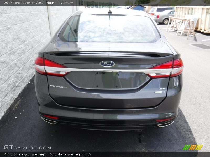 Magnetic / Ebony 2017 Ford Fusion SE AWD