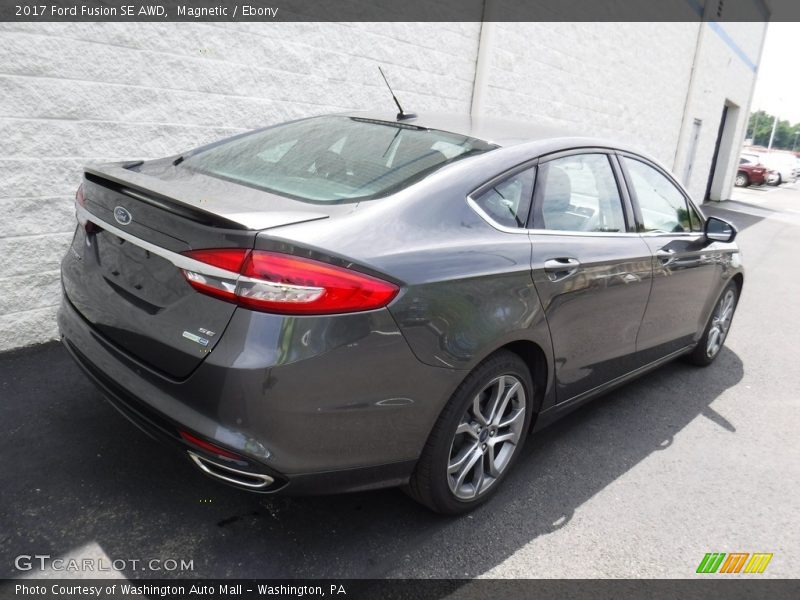 Magnetic / Ebony 2017 Ford Fusion SE AWD