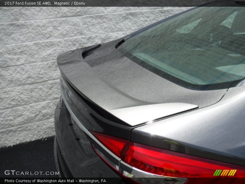 Magnetic / Ebony 2017 Ford Fusion SE AWD