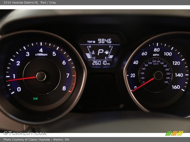 Red / Gray 2016 Hyundai Elantra SE