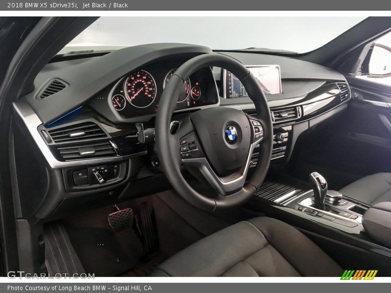Jet Black / Black 2018 BMW X5 sDrive35i