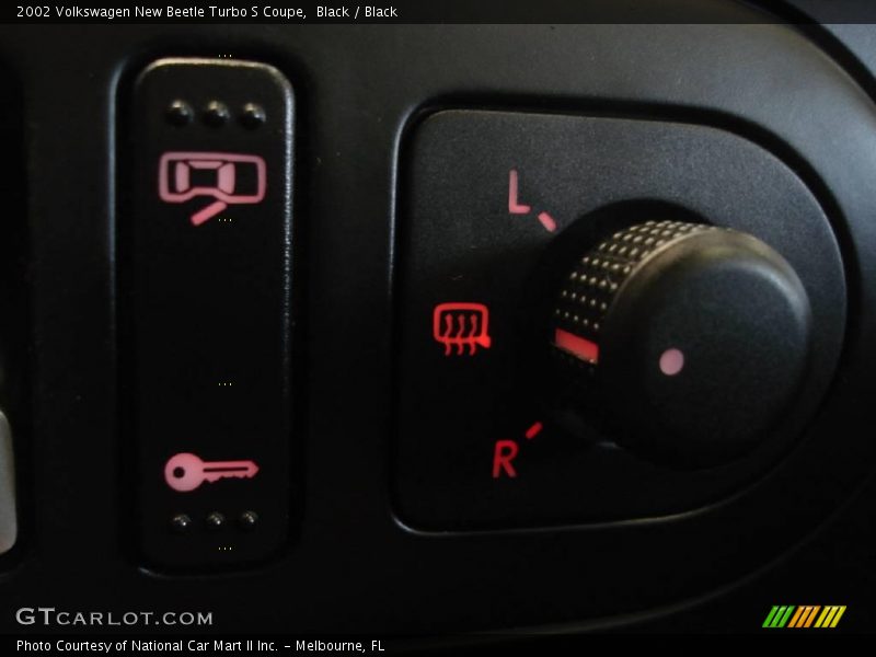 Black / Black 2002 Volkswagen New Beetle Turbo S Coupe