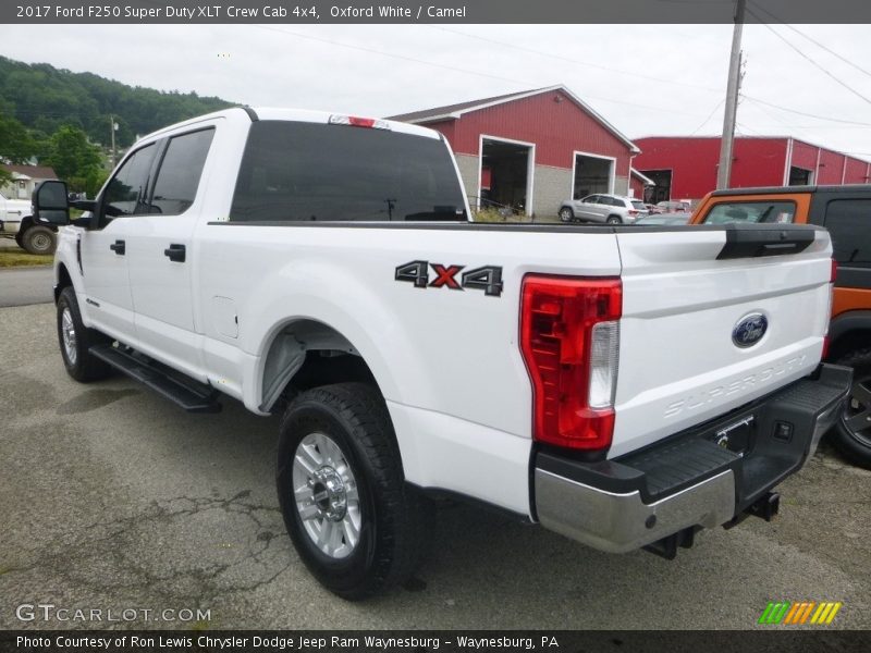 Oxford White / Camel 2017 Ford F250 Super Duty XLT Crew Cab 4x4