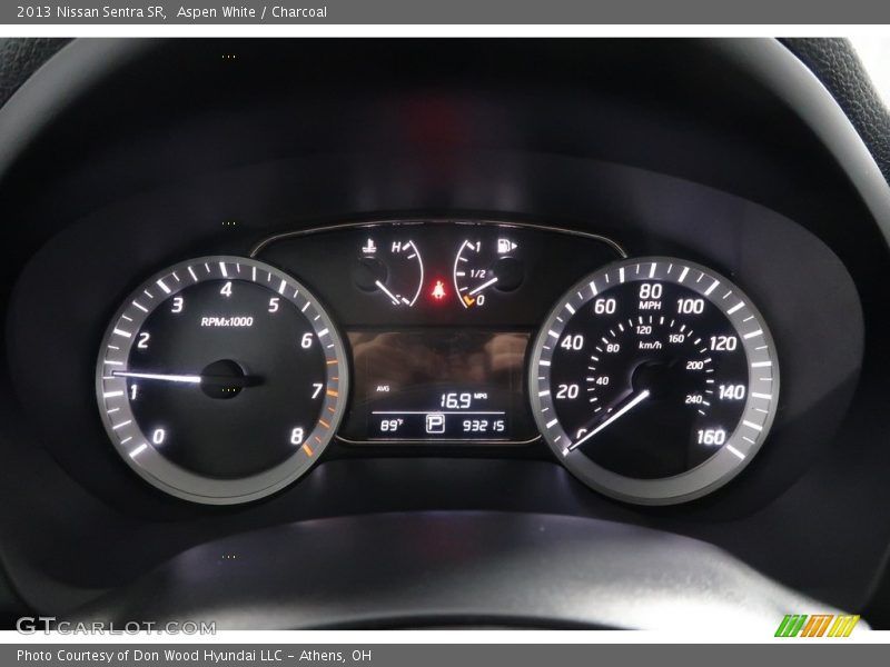Aspen White / Charcoal 2013 Nissan Sentra SR