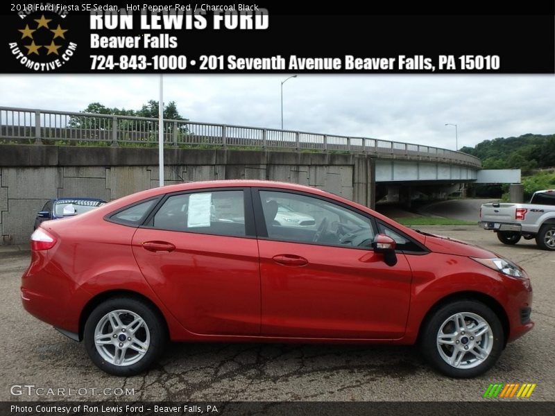 Hot Pepper Red / Charcoal Black 2018 Ford Fiesta SE Sedan