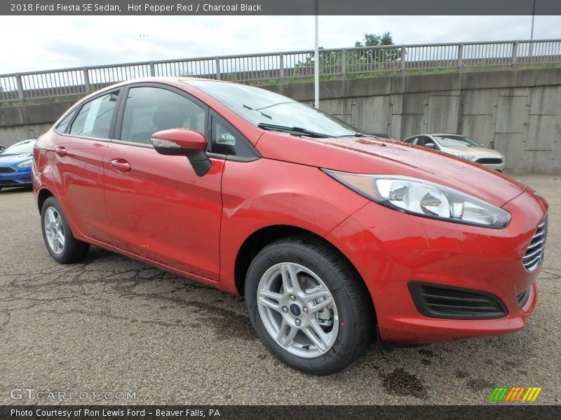  2018 Fiesta SE Sedan Hot Pepper Red