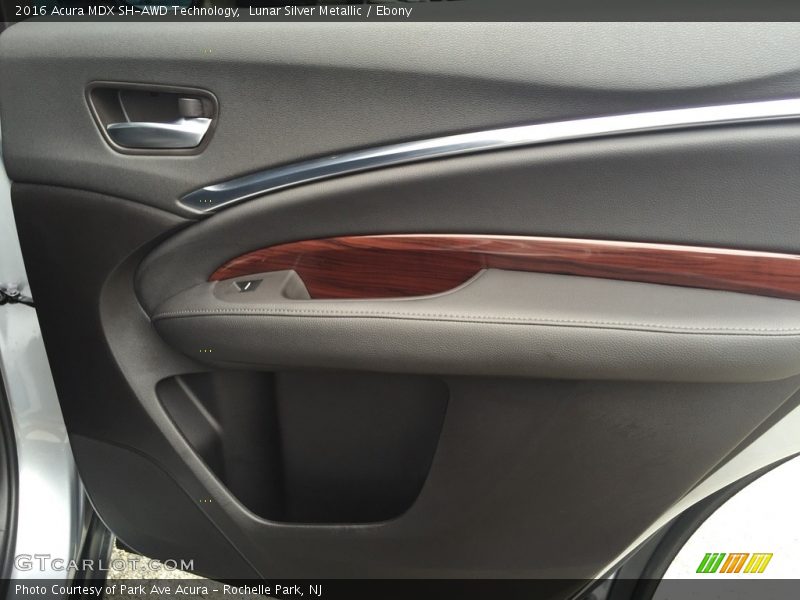 Lunar Silver Metallic / Ebony 2016 Acura MDX SH-AWD Technology