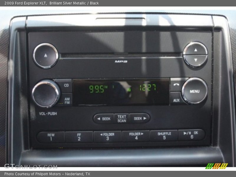 Brilliant Silver Metallic / Black 2009 Ford Explorer XLT