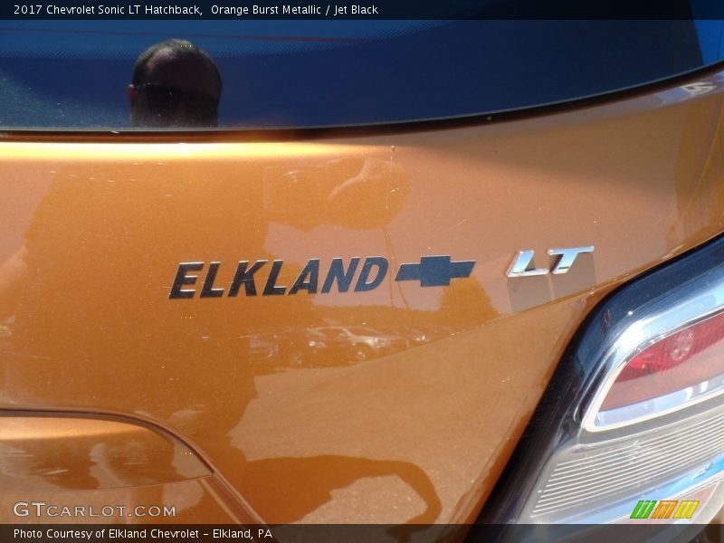 Orange Burst Metallic / Jet Black 2017 Chevrolet Sonic LT Hatchback