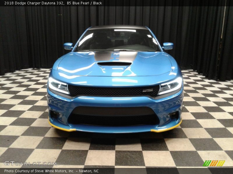 B5 Blue Pearl / Black 2018 Dodge Charger Daytona 392