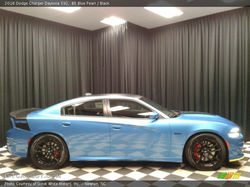 B5 Blue Pearl / Black 2018 Dodge Charger Daytona 392