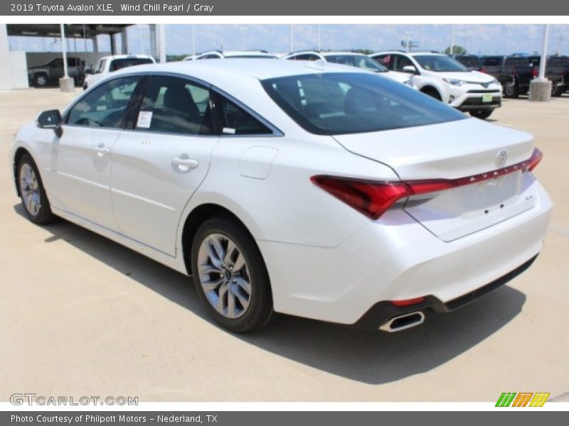 Wind Chill Pearl / Gray 2019 Toyota Avalon XLE