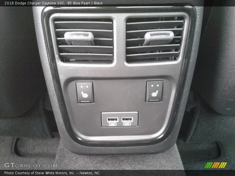 B5 Blue Pearl / Black 2018 Dodge Charger Daytona 392