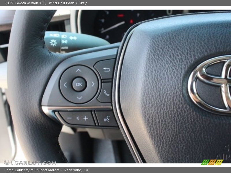 Wind Chill Pearl / Gray 2019 Toyota Avalon XLE