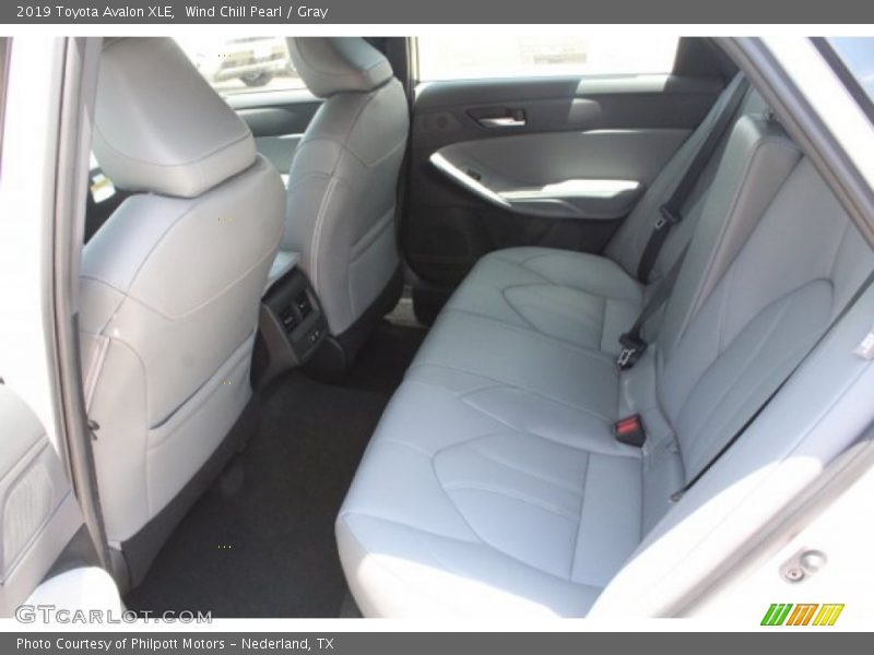 Wind Chill Pearl / Gray 2019 Toyota Avalon XLE