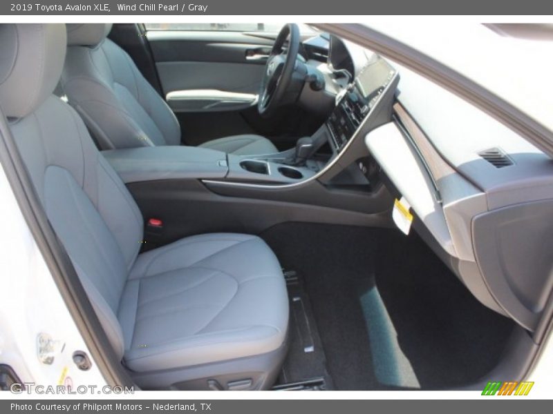 Wind Chill Pearl / Gray 2019 Toyota Avalon XLE