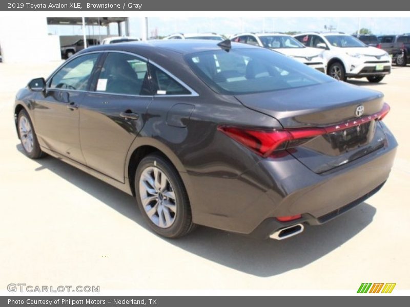 Brownstone / Gray 2019 Toyota Avalon XLE