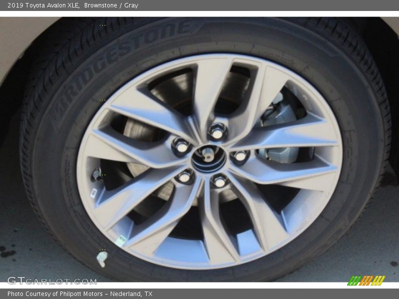 Brownstone / Gray 2019 Toyota Avalon XLE