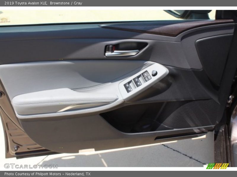 Brownstone / Gray 2019 Toyota Avalon XLE