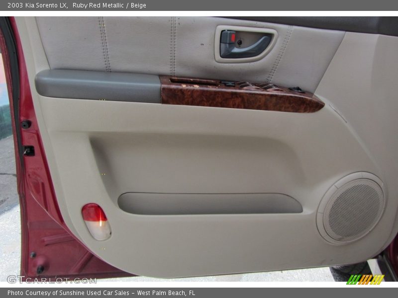 Ruby Red Metallic / Beige 2003 Kia Sorento LX
