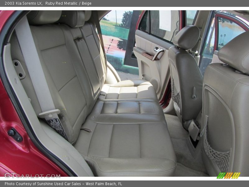 Ruby Red Metallic / Beige 2003 Kia Sorento LX