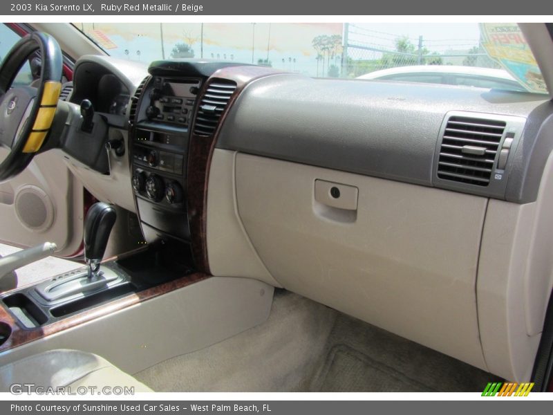 Ruby Red Metallic / Beige 2003 Kia Sorento LX