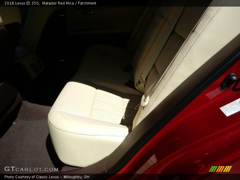 Matador Red Mica / Parchment 2018 Lexus ES 350