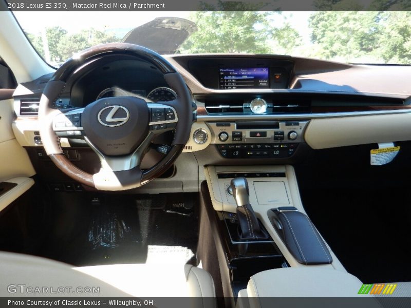 Matador Red Mica / Parchment 2018 Lexus ES 350