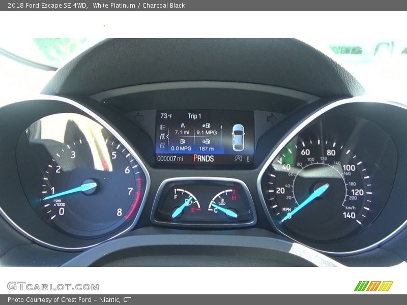 White Platinum / Charcoal Black 2018 Ford Escape SE 4WD