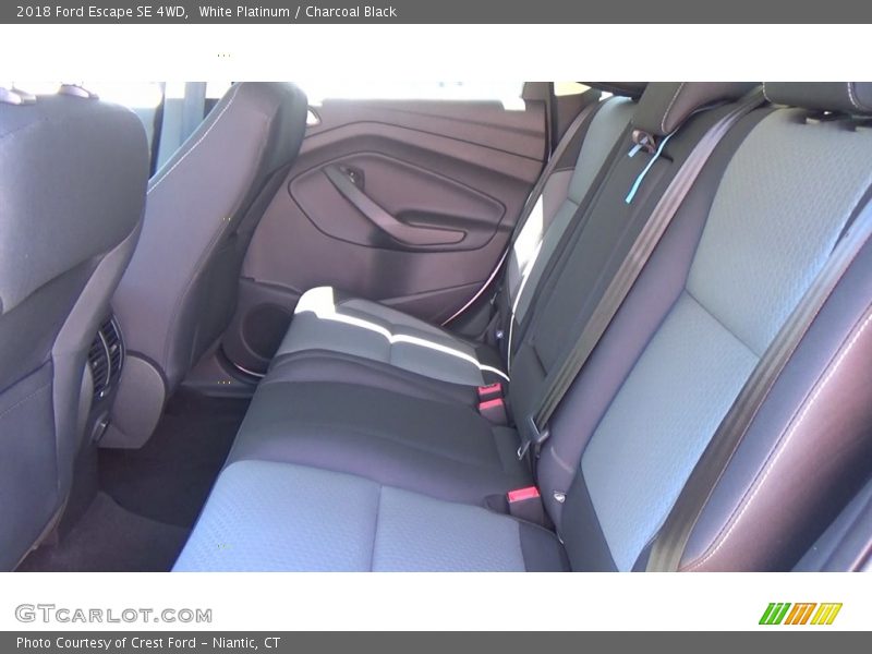 White Platinum / Charcoal Black 2018 Ford Escape SE 4WD